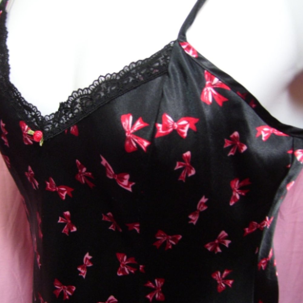 Delicates Sexy Black Red Pink Chemise Satin Night gown Ribbons and Bows NWOT